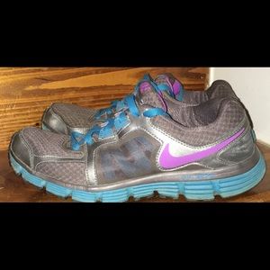 Nike ladies sneakers